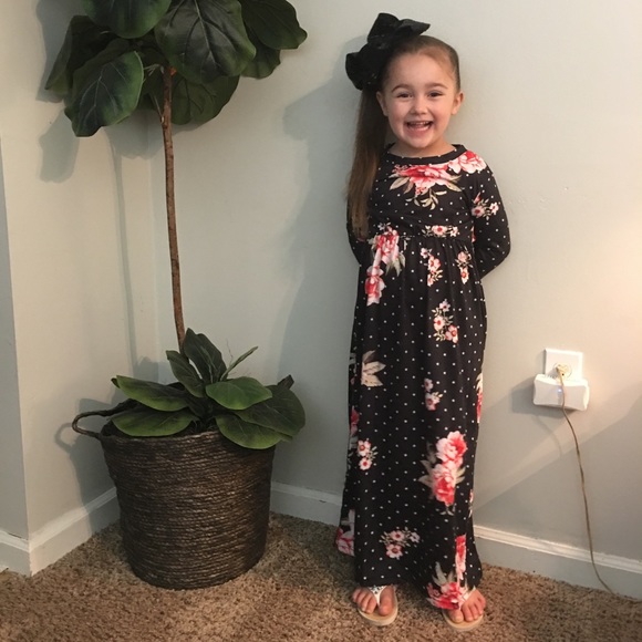 ❤️Girls Floral Modest Star Maxi Dresses - Picture 2 of 5